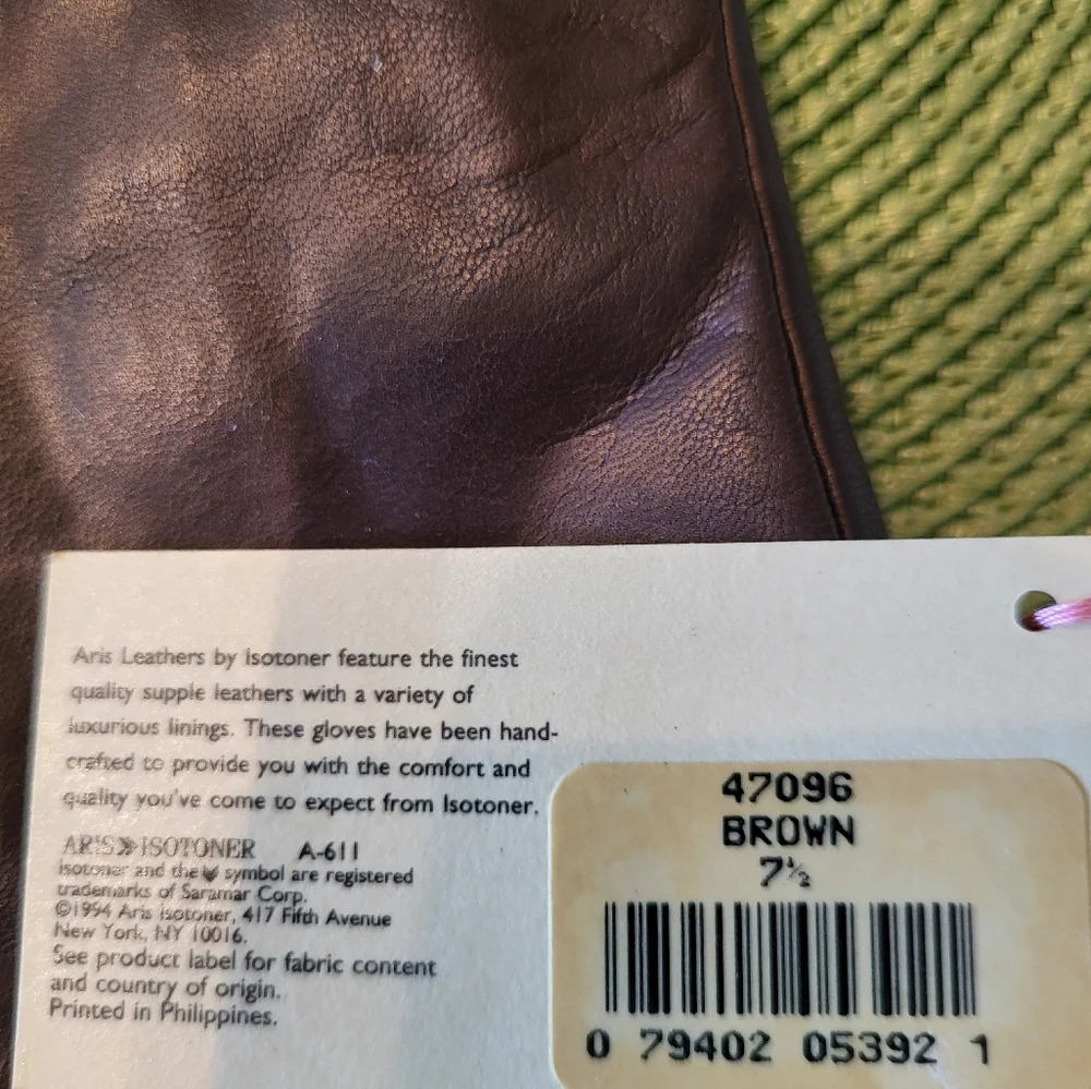 NWT Aris Brown Leather Gloves, Cashmere Lined By Isotoner - Picture 2 of 5